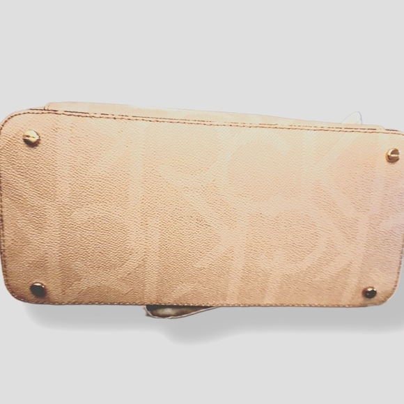 Calvin Klein Hayden Tote - Large - NWT - Picture 5 of 7